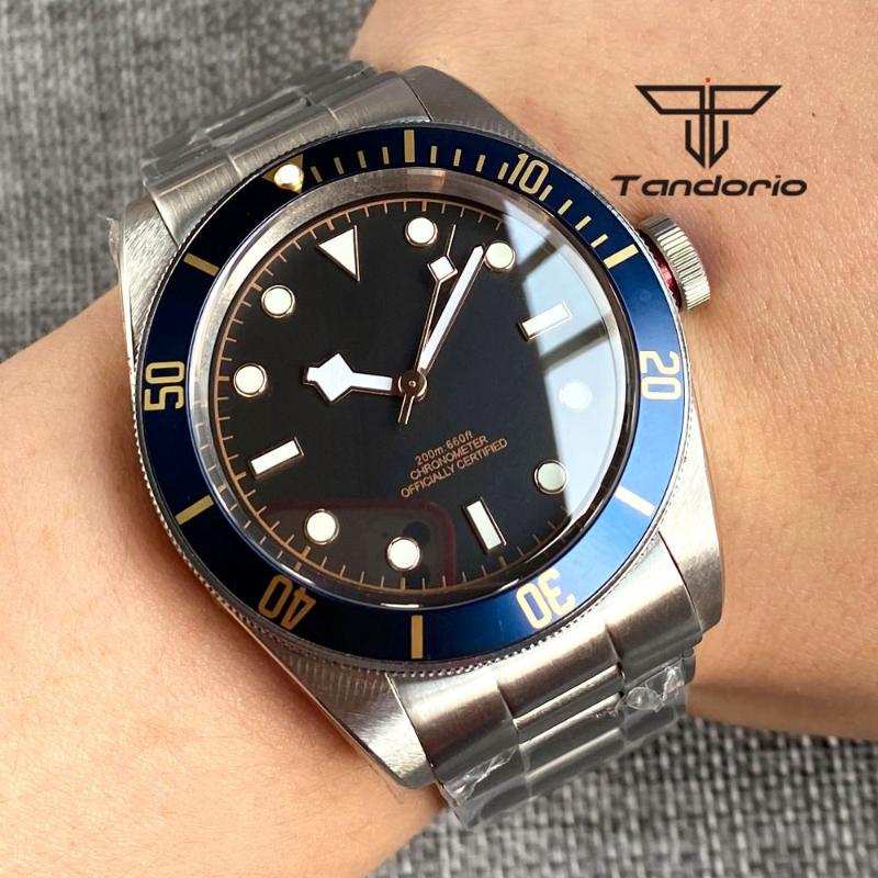 Wristwatches Snowflake Hands PT5000 NH35 41mm Black Dial White Marks Automatic Men Watch Sapphire Glass Alloy Bezel Screw Crown Steel Band, Bezel a
Wristwatches Snowflake Hands PT5000 NH35 41mm Black Dial White Marks Automatic Men Watch Sapphire Glass Alloy Bezel Screw Crown Steel Band, Bezel a