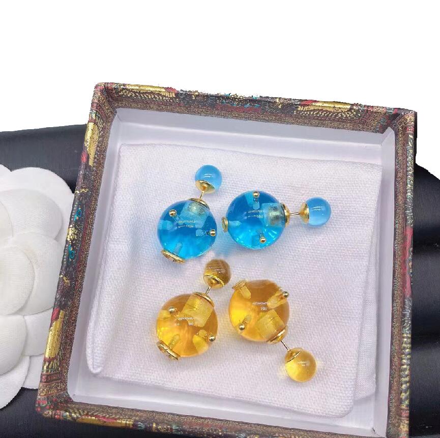 Alphabet pearl blue and yellow earring 2022 new European and American dijia net red star with the same earrings
Alphabet pearl blue and yellow earring 2022 new European and American dijia net red star with the same earrings