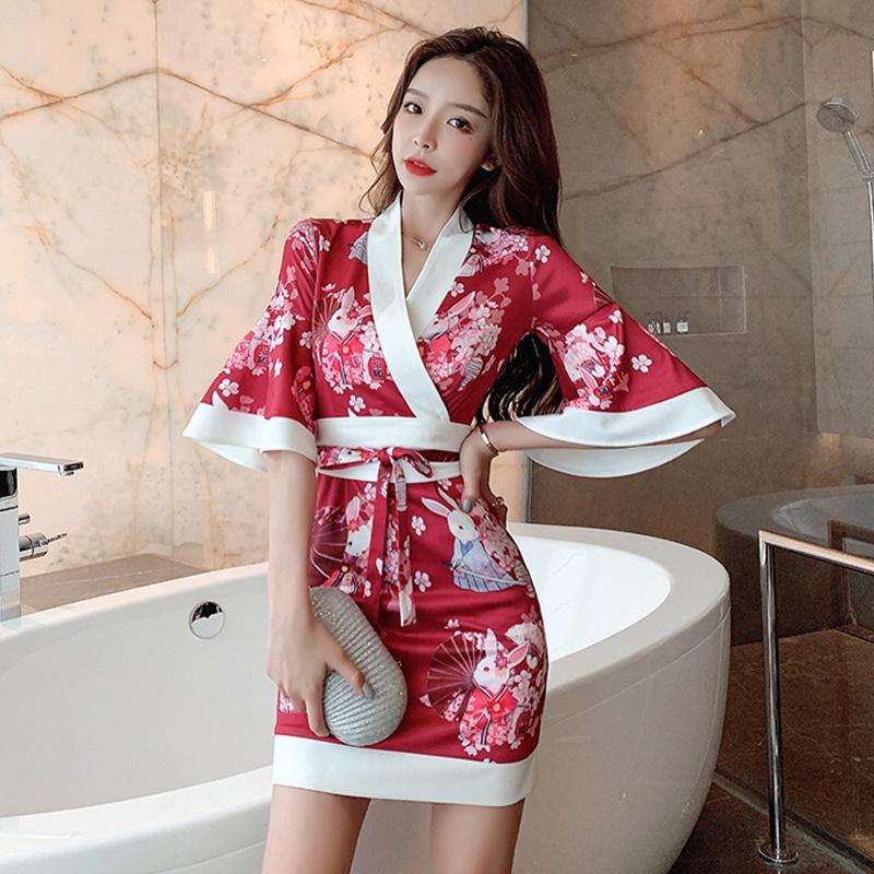 Ethnic Clothing Japanese Kimono Sexy Cosplay Outfit For Women Traditional Style Robe Yukata Costumes Pajamas Silk Belt Haori FF3366Ethnic
Ethnic Clothing Japanese Kimono Sexy Cosplay Outfit For Women Traditional Style Robe Yukata Costumes Pajamas Silk Belt Haori FF3366Ethnic