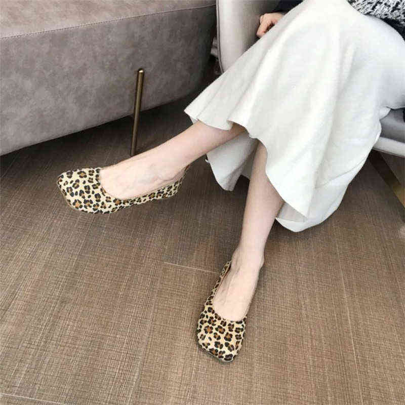 Dress Shoes Goth Leopard Print Casual Slip on Ballet Flats Women Fashion Leather Loafers Summer Autumn Nursing Mules Square Toe Black 220518