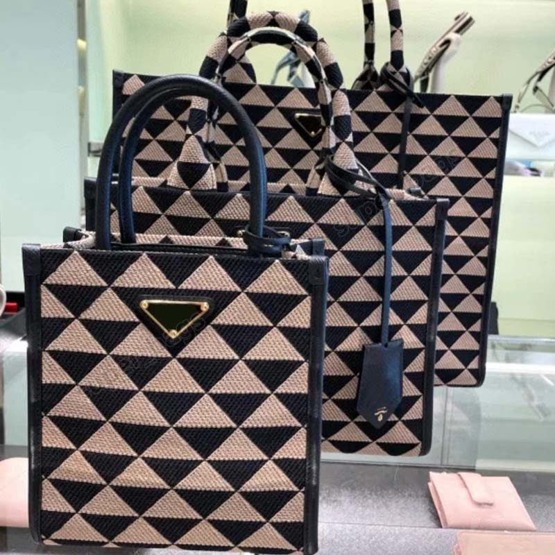 designer embroidered bags galleria handbags women symbole tote large capacity shopping bag purses wallets three sizes, Size 18cm
designer embroidered bags galleria handbags women symbole tote large capacity shopping bag purses wallets three sizes, Size 18cm