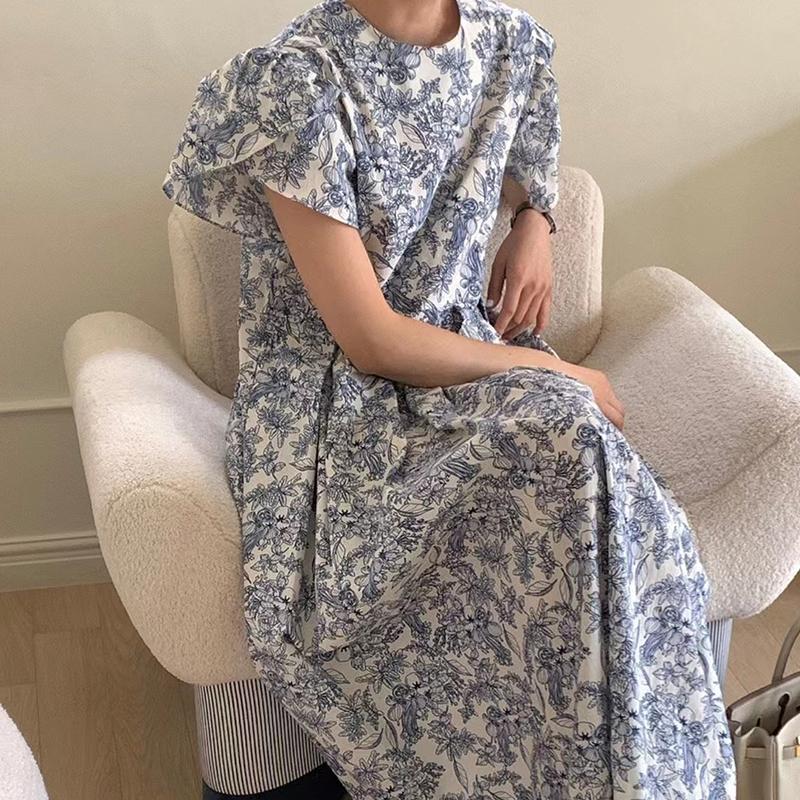 Party Dresses Korean Chic Vintage Ink Printing Patchwork O-neck Petal Sleeve A-line Robe 2022 Summer Loose Elegant Midi Vestidos MujerParty, Blue
Party Dresses Korean Chic Vintage Ink Printing Patchwork O-neck Petal Sleeve A-line Robe 2022 Summer Loose Elegant Midi Vestidos MujerParty, Blue