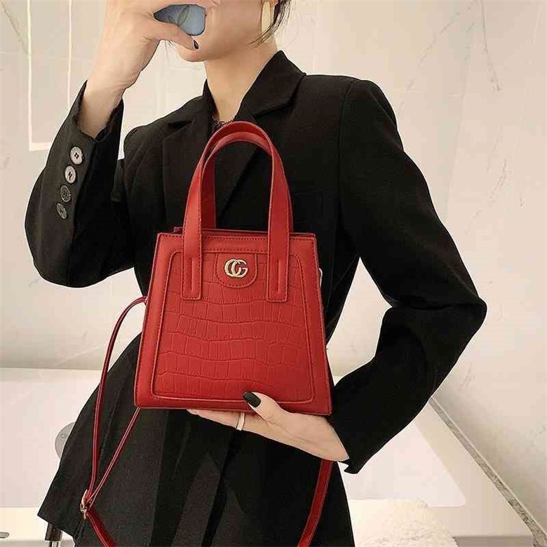 66% OFF trendy bags 2022 New Designer Handbags fashion in autumn and winter small square damp texture embossed capacity Single Shoulder, Wine
66% OFF trendy bags 2022 New Designer Handbags fashion in autumn and winter small square damp texture embossed capacity Single Shoulder, Wine