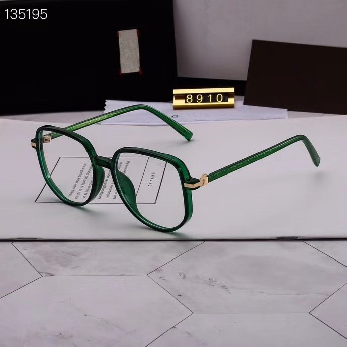 Luxury brands sunglasses Fashion multicolor classic Women Mens Square full frame Anti blue light glasses Driving sport shading trend With box
Luxury brands sunglasses Fashion multicolor classic Women Mens Square full frame Anti blue light glasses Driving sport shading trend With box