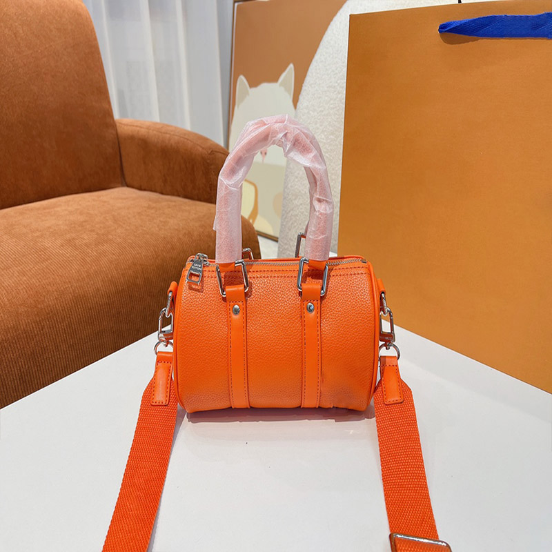 Women's 2022 Fashion Bags Shoulder and Crossbody Petite Malle Keepall XS Bag Handbags Wallets Designer mini bags Multi Pochette coin purse, Colour 1
Women's 2022 Fashion Bags Shoulder and Crossbody Petite Malle Keepall XS Bag Handbags Wallets Designer mini bags Multi Pochette coin purse, Colour 1