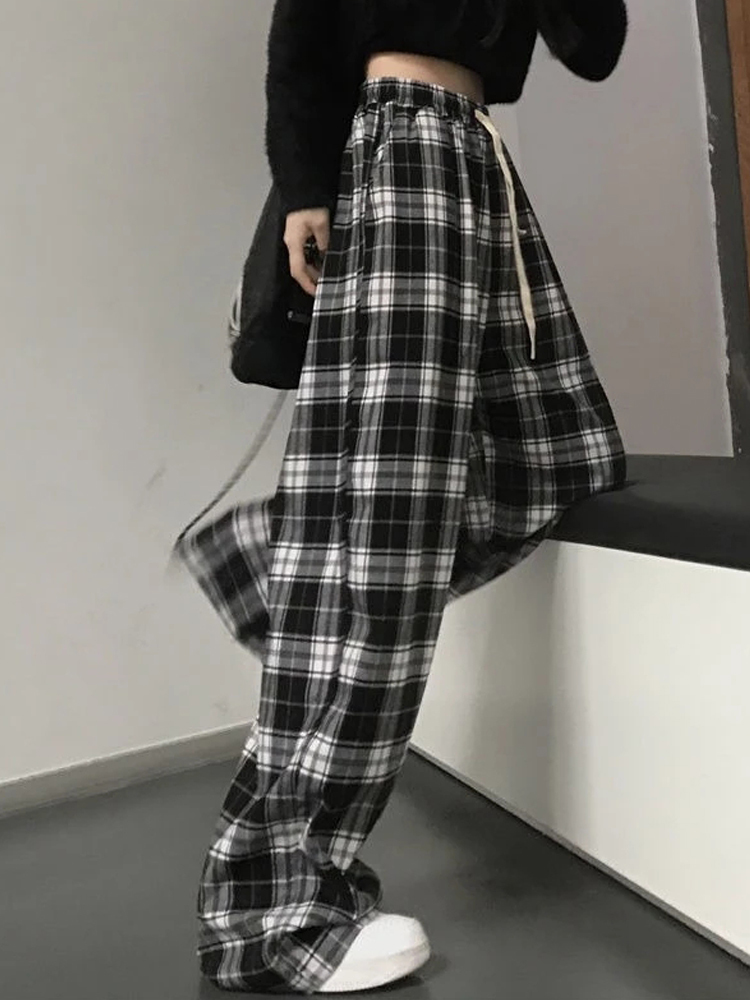 HOUZHOU Harajuku Oversize Plaid Pant Korean Fashion Black White Checked Trousers For Female Fall Wide Leg Sweatpants 220325