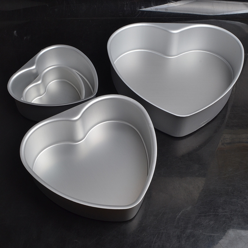 Durable Home Baking Toolset Aluminium Heart-Shaped Tins w/ Easy Release Bottoms (4, 6, 8, 10) Perfect for Decadent Dishes