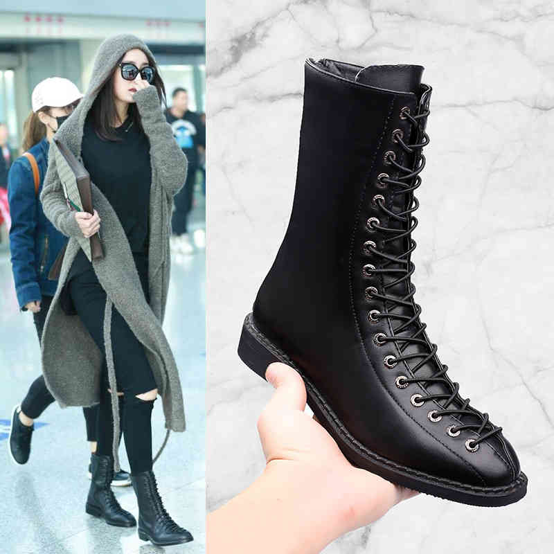 Boots Women's black leather boots round head cross shoelace casual ankle autumn and winter, 2# shoe box
Boots Women's black leather boots round head cross shoelace casual ankle autumn and winter, 2# shoe box