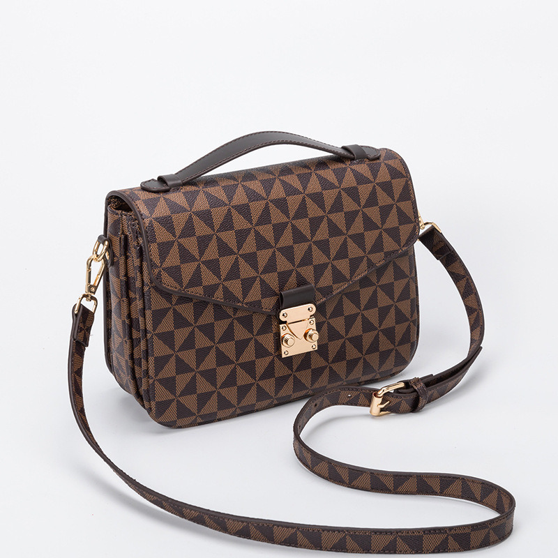 Shoulder Bags Women'S Bags 2023 New Fashionable Oblique Cross Small Square Bags Retro Printed Handbags Top Quality, Windmill black
Shoulder Bags Women'S Bags 2023 New Fashionable Oblique Cross Small Square Bags Retro Printed Handbags Top Quality, Windmill black