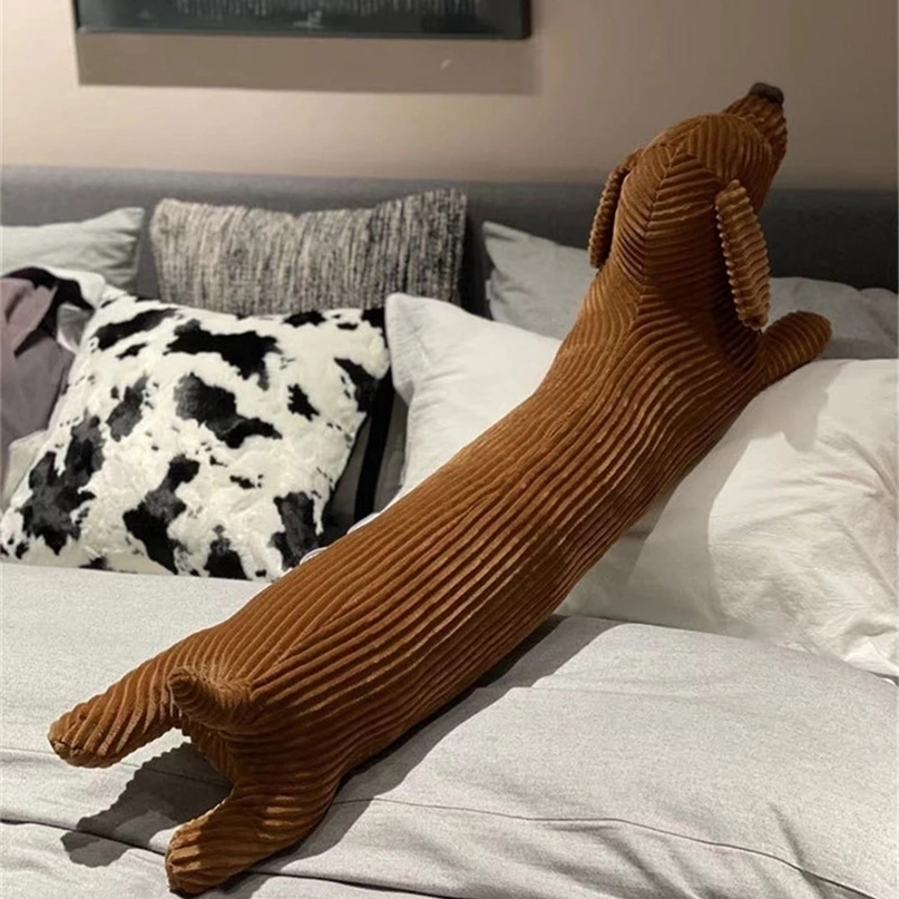 JOYLOVE 55~120cm Dachshund Dog Cushion Lovers Brown Cute British Short-legged Dachshund Dog Pillow Cushion Sofa Gift Plush doll 220406