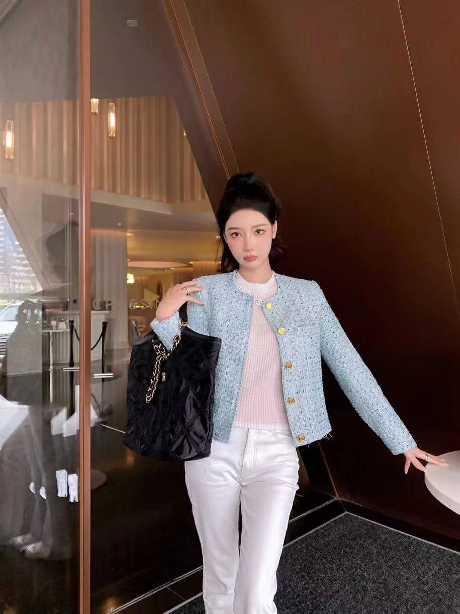 Chan 2022 new women's jacket upscale plaid coat tweed single-breasted coat autumn and winter Mother's Day gift Valentine's Day birthday Thanksgiving Christmas, Sky blue 
Chan 2022 new women's jacket upscale plaid coat tweed single-breasted coat autumn and winter Mother's Day gift Valentine's Day birthday Thanksgiving Christmas, Sky blue