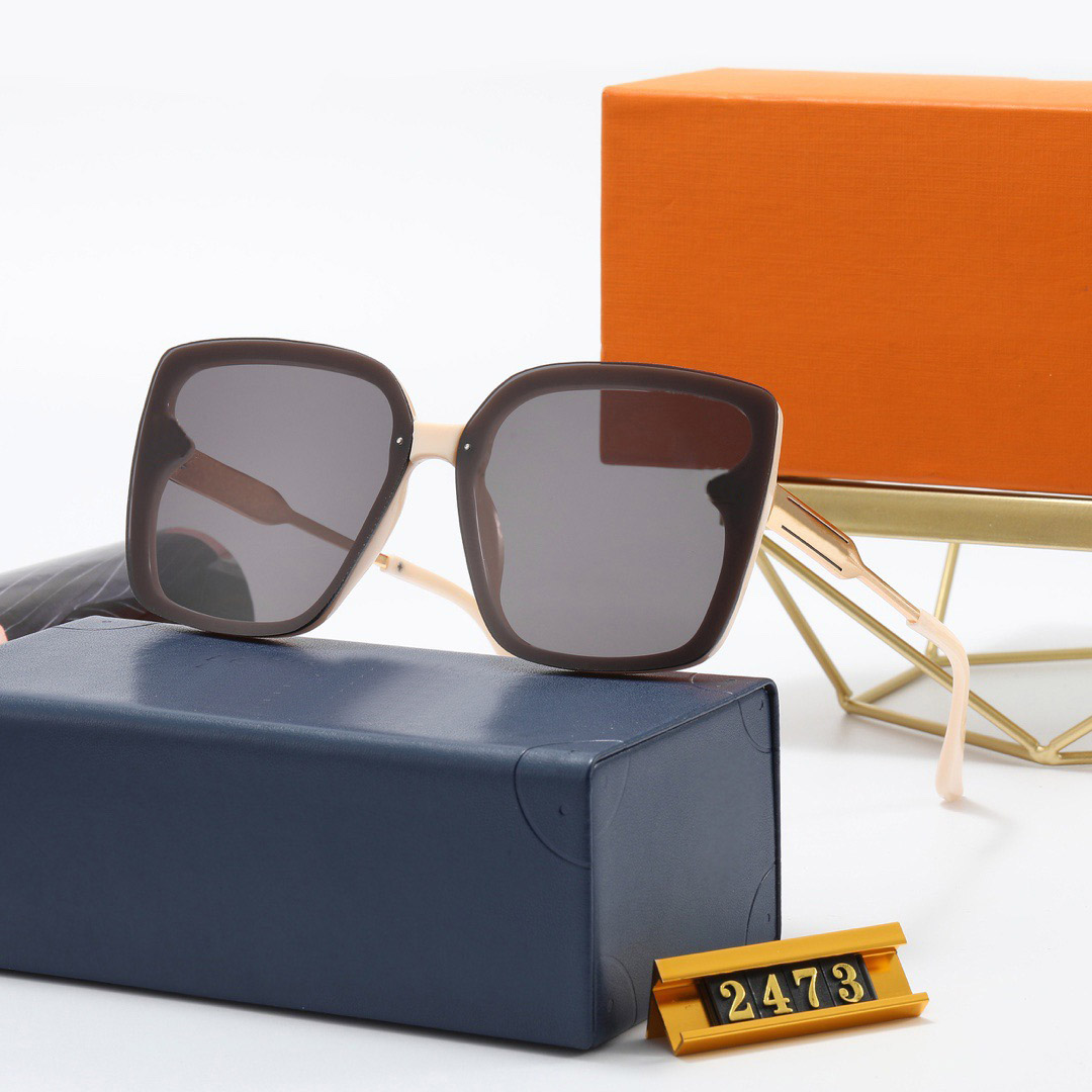 V letters Designer Sunglasses For Womens Polarized UV Protection Big Frame 2022 Luxury Brand Designer Fashion Ocean Sun Glasses Men Retro Square Shades Eyeglasses