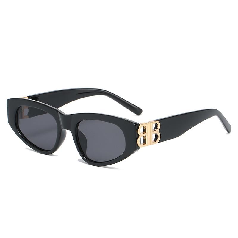 Sunglasses Style Classic Retro Women Small Cat Eye Frame Hollow Out Sun Glasses Ladies Lens Oculos UV400
Sunglasses Style Classic Retro Women Small Cat Eye Frame Hollow Out Sun Glasses Ladies Lens Oculos UV400
