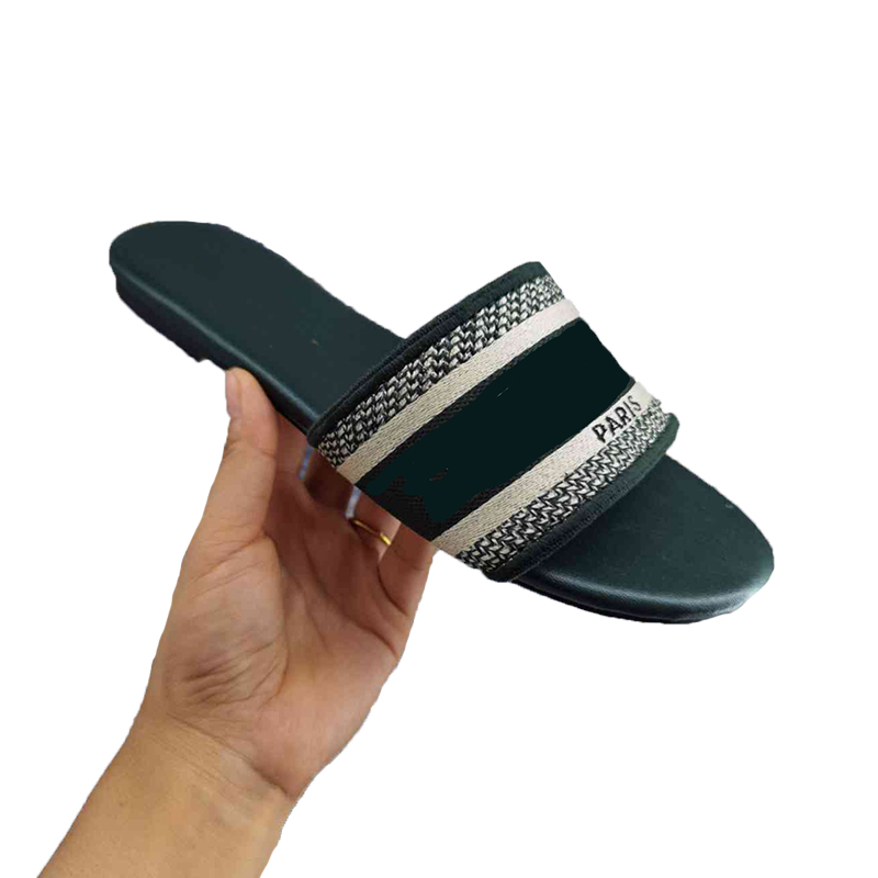 Summer Paris Slippers Embroider Sliders Designer Sandles Fashion Sandal For Woman Flat Heels Casual Beach Slides Shoes Genuine Leather With Box, 5#
Summer Paris Slippers Embroider Sliders Designer Sandles Fashion Sandal For Woman Flat Heels Casual Beach Slides Shoes Genuine Leather With Box, 5#