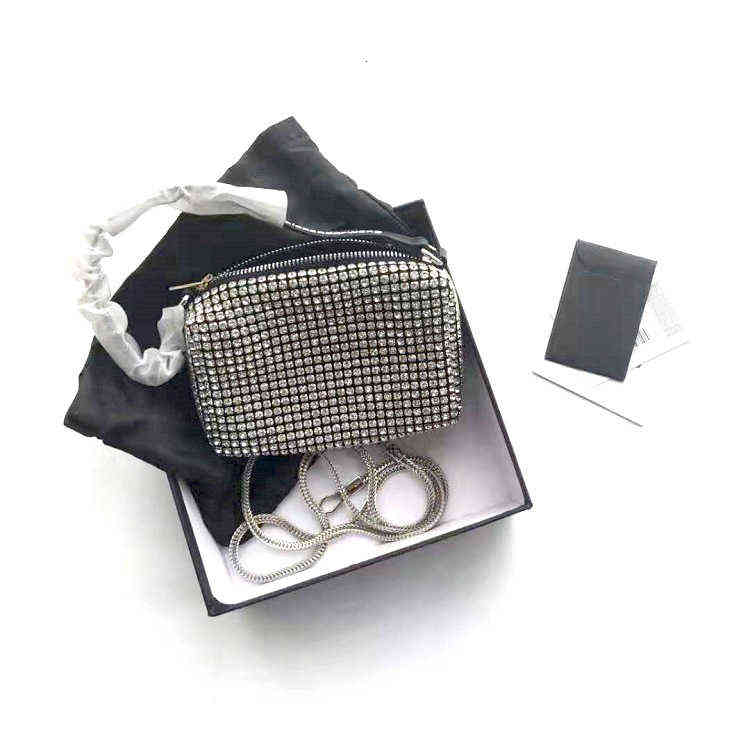 King Diamond Bag Ins Portable Single Shoulder Menger Armpit Mobile Phone Small Full Women's Flash, Silver
King Diamond Bag Ins Portable Single Shoulder Menger Armpit Mobile Phone Small Full Women's Flash, Silver