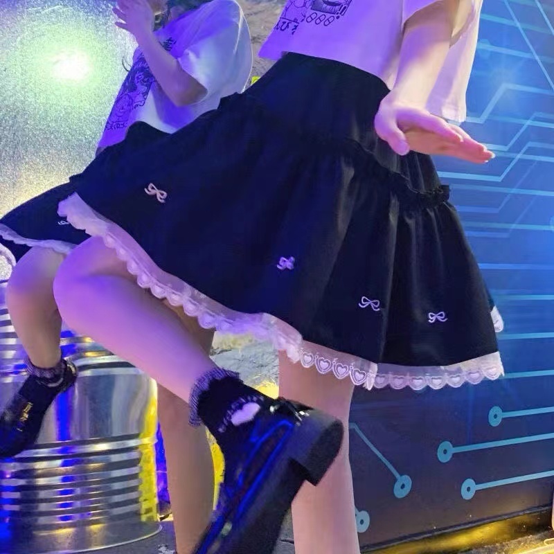 Lolita Women Mini Skirts Sexy Lace High Waist A-line Black Pleated Skirt School Girls Hem Cute Streetwear Harakuju 220322