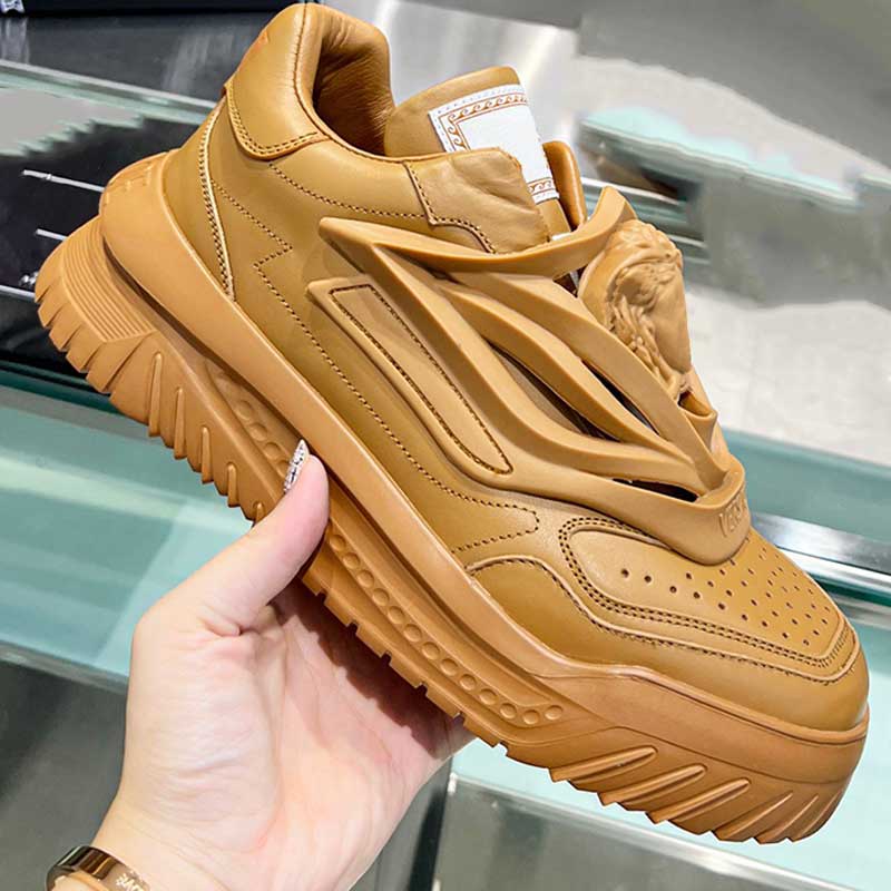 Mens Womens Designer Shoes ODISSEA SNEAKERS Rubberized La Medusa features on the uppers for a three-dimensional effect SIZE 35-46 Colour Caramel, Freight compensation 
Mens Womens Designer Shoes ODISSEA SNEAKERS Rubberized La Medusa features on the uppers for a three-dimensional effect SIZE 35-46 Colour Caramel, Freight compensation