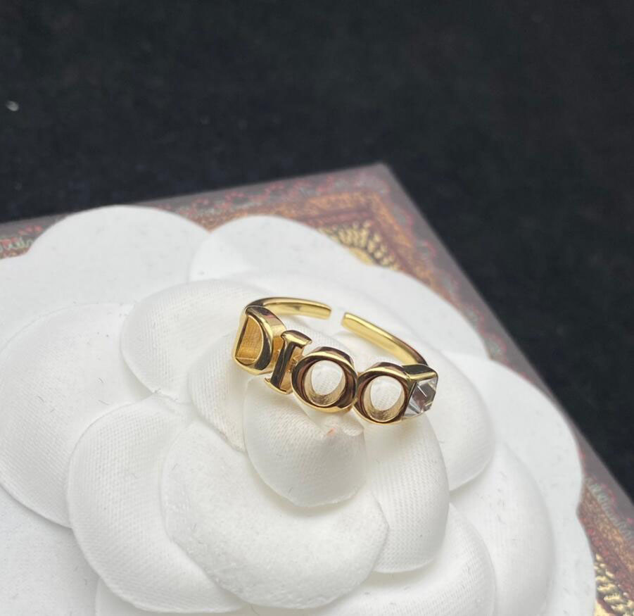 Trendy gold letter charm ring bague fashion designer classic open rings for women lady love jewelry party wedding engagement rings gift With BOX
Trendy gold letter charm ring bague fashion designer classic open rings for women lady love jewelry party wedding engagement rings gift With BOX