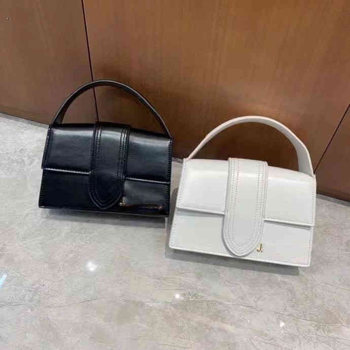 Factory Direct Sale Women 2022 New Fashion Summer Portable Versatile One Shoulder Msenger Bag Jacqu Simple and Fashionable Small Square Designer, Black
Factory Direct Sale Women 2022 New Fashion Summer Portable Versatile One Shoulder Msenger Bag Jacqu Simple and Fashionable Small Square Designer, Black