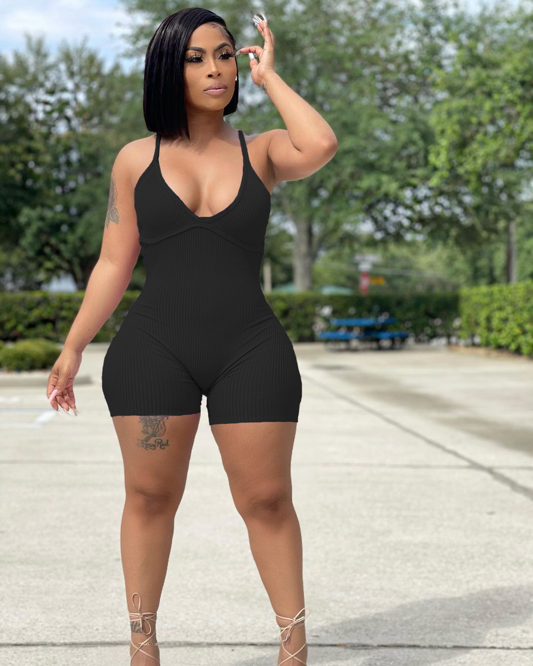 Women' Jumpsuits Backless Sports Rompers Woman Fitness Overalls One Piece Shorts Sport Outfit Gym Workout Clothes for Women Sportwear, Pink
Women' Jumpsuits Backless Sports Rompers Woman Fitness Overalls One Piece Shorts Sport Outfit Gym Workout Clothes for Women Sportwear, Pink