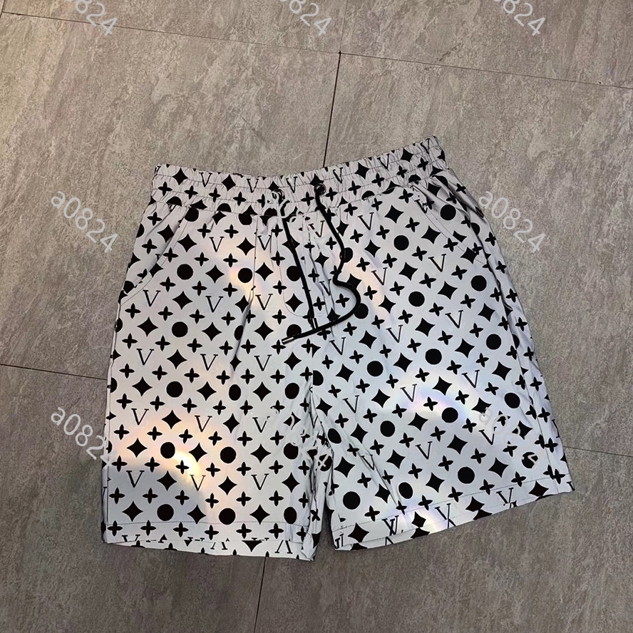 2022ss Designers Men Women Board Shorts Letter Print Mens Summer Beach Surf Short Pants High Quality Swim Sweatpants Size M
2022ss Designers Men Women Board Shorts Letter Print Mens Summer Beach Surf Short Pants High Quality Swim Sweatpants Size M
