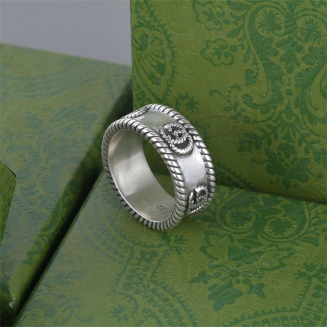 30% OFF designer jewelry Double g twist rope ancient made old male and female couple fashion personality ring
30% OFF designer jewelry Double g twist rope ancient made old male and female couple fashion personality ring