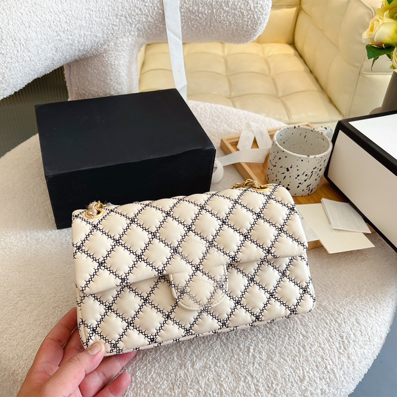 High Quality Luxury Crossbody Bag Fashion New Chain Double Flap Designer Handbag Lambskin Quilted Shoulder Women's Bags Classic Vintage Messenger Wallets, Black
High Quality Luxury Crossbody Bag Fashion New Chain Double Flap Designer Handbag Lambskin Quilted Shoulder Women's Bags Classic Vintage Messenger Wallets, Black