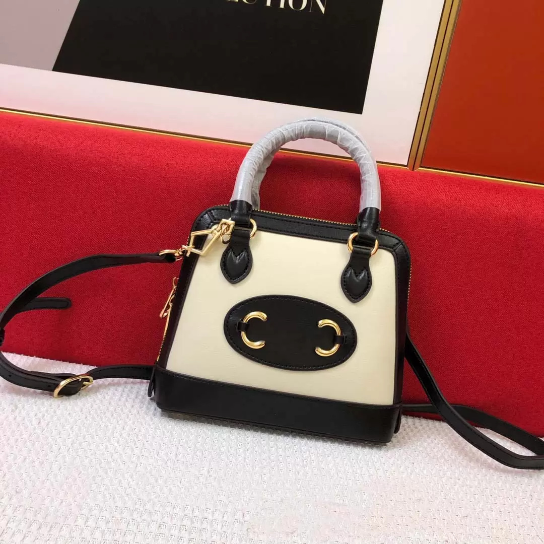 Shell bag Genuine leather handbag designer bags ladies handbags golden hardware letters decoration fashion style design horebit Bag, Customize
Shell bag Genuine leather handbag designer bags ladies handbags golden hardware letters decoration fashion style design horebit Bag, Customize