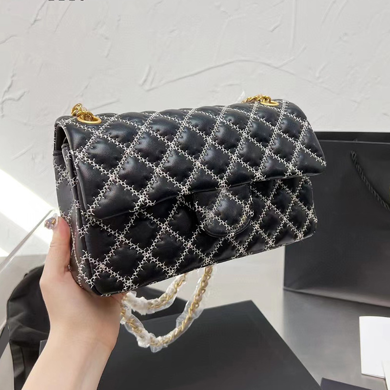 2022Ss France Womens Classic Double Flap Quilted Bags Lambskin Genuine Leather Multi Pochette Large Capacity Outdoor Sacochce Designer Luxury_handbags 25CM, Box
2022Ss France Womens Classic Double Flap Quilted Bags Lambskin Genuine Leather Multi Pochette Large Capacity Outdoor Sacochce Designer Luxury_handbags 25CM, Box