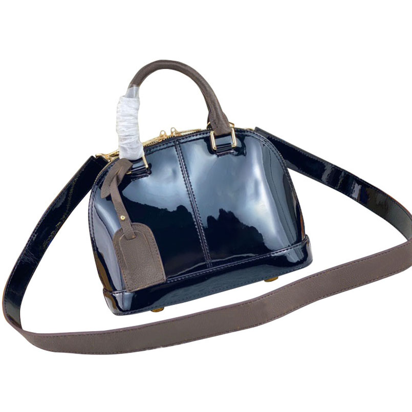 M54785 luxurys designers women classic brands shoulder bags handbags smooth patent leather leather lady fashion bag crossbody M53152, Black
M54785 luxurys designers women classic brands shoulder bags handbags smooth patent leather leather lady fashion bag crossbody M53152, Black