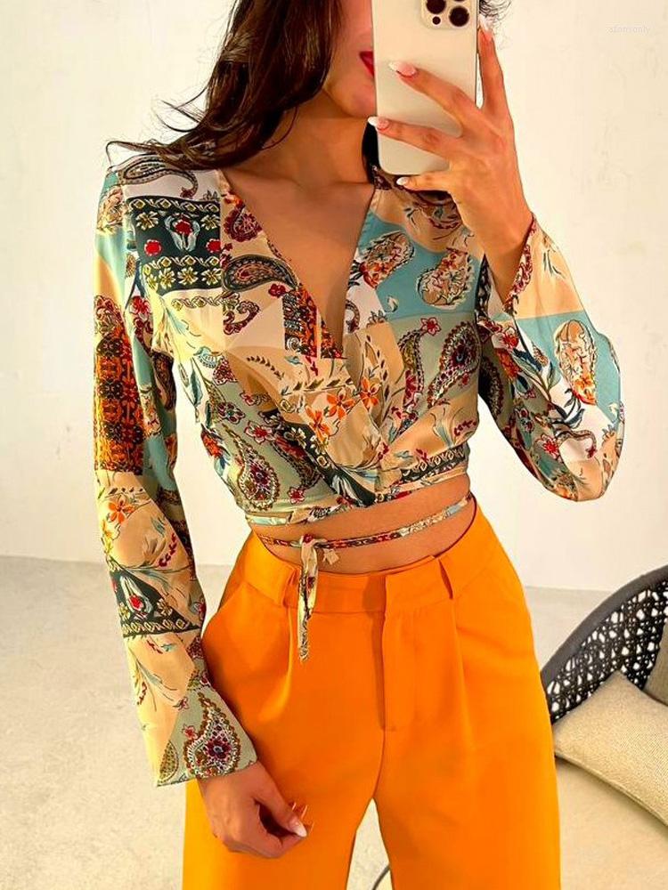 Women' Tracksuits High Street Fashion Print Set Summer Casual Long Sleeve Crop Tops Outfits With Solid Shorts Women Sexy V Neck Tie-Up Shir, 02 red
Women' Tracksuits High Street Fashion Print Set Summer Casual Long Sleeve Crop Tops Outfits With Solid Shorts Women Sexy V Neck Tie-Up Shir, 02 red
