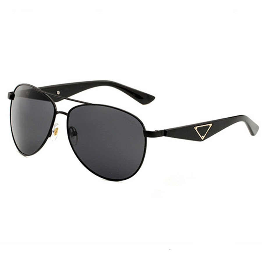 Mens Woman Sunglasses Designer Sunglasses for Man Women Fashion Summer Glasses Beach Driving Polarized UV400 Black Gold Sliver Color
Mens Woman Sunglasses Designer Sunglasses for Man Women Fashion Summer Glasses Beach Driving Polarized UV400 Black Gold Sliver Color