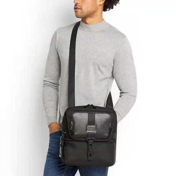 Alpha Bravo TUMI series multi-function shoulder bag zipper flap men's messenger bags, Black
Alpha Bravo TUMI series multi-function shoulder bag zipper flap men's messenger bags, Black