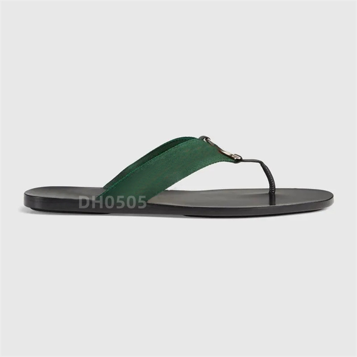 Wholesale Summer Women slippers Brand Beach Flip Flops Men Flat Shoes Slip On Sandals Non-slip Metal Chain Ladies Casual shoes lady designer tb Slides slipper, 000
Wholesale Summer Women slippers Brand Beach Flip Flops Men Flat Shoes Slip On Sandals Non-slip Metal Chain Ladies Casual shoes lady designer tb Slides slipper, 000