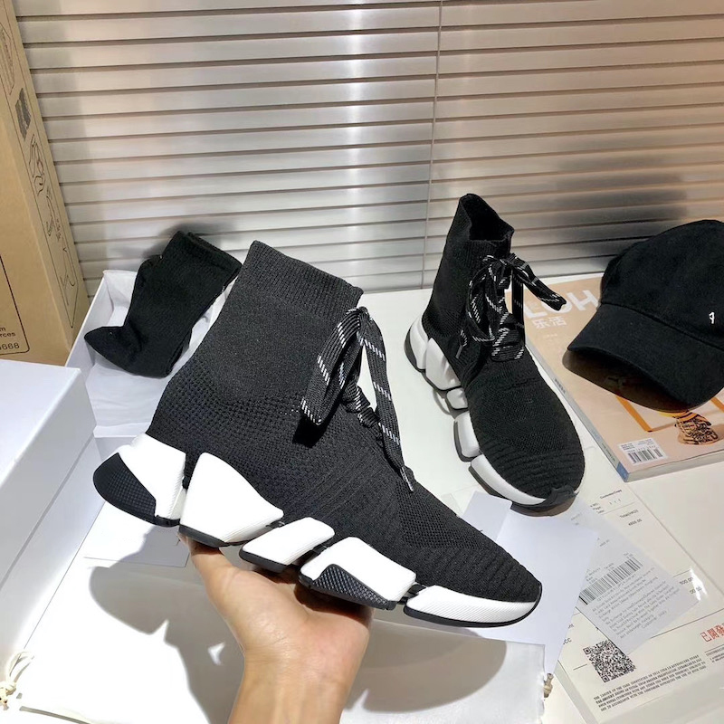 Designer Sock Sneakers Mens Speed 2.0 Trainer High Quality Sock Race Air Cushion Runners Black Shoes Men Women Casual Shoes With Box NO17
Designer Sock Sneakers Mens Speed 2.0 Trainer High Quality Sock Race Air Cushion Runners Black Shoes Men Women Casual Shoes With Box NO17