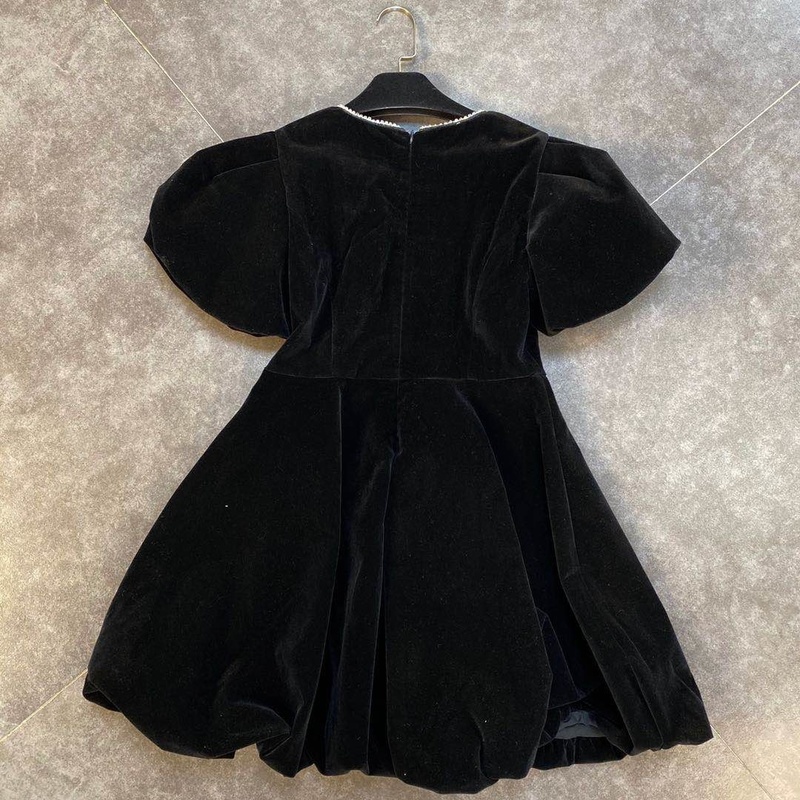 DEAT Black Summer Short Puff Sleeve Square Collar Beadings Diamonds Decoration High Waist Velvet Mini Dress Women MK540 220406