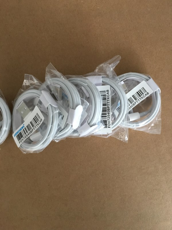10Pcs/For Foxconn Quality 1m 3ft E75 Chip 8ic 8pin USB Data Sync Charger Phone Cable For iPhone1112 13 XR X 7plus 6s With Box Cable, White
10Pcs/For Foxconn Quality 1m 3ft E75 Chip 8ic 8pin USB Data Sync Charger Phone Cable For iPhone1112 13 XR X 7plus 6s With Box Cable, White