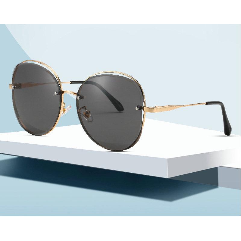 Sunglasses 2022 Crystal Diamond Oversized For Women Luxury Fashion Candy Shades UV400 Brand Glasses Transparent White Frame
Sunglasses 2022 Crystal Diamond Oversized For Women Luxury Fashion Candy Shades UV400 Brand Glasses Transparent White Frame