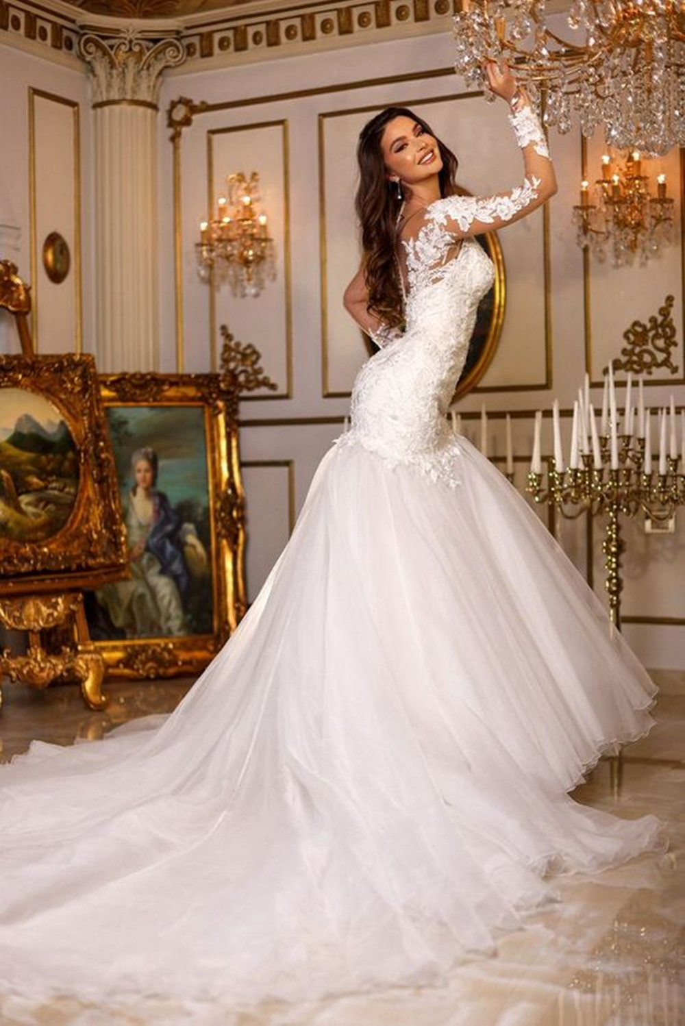 Retro Lace Mermaid Wedding Dresses V Neck Illusion Long Sleeves Sexy Covered Button Back White Arabic Marriage Bridal Gowns