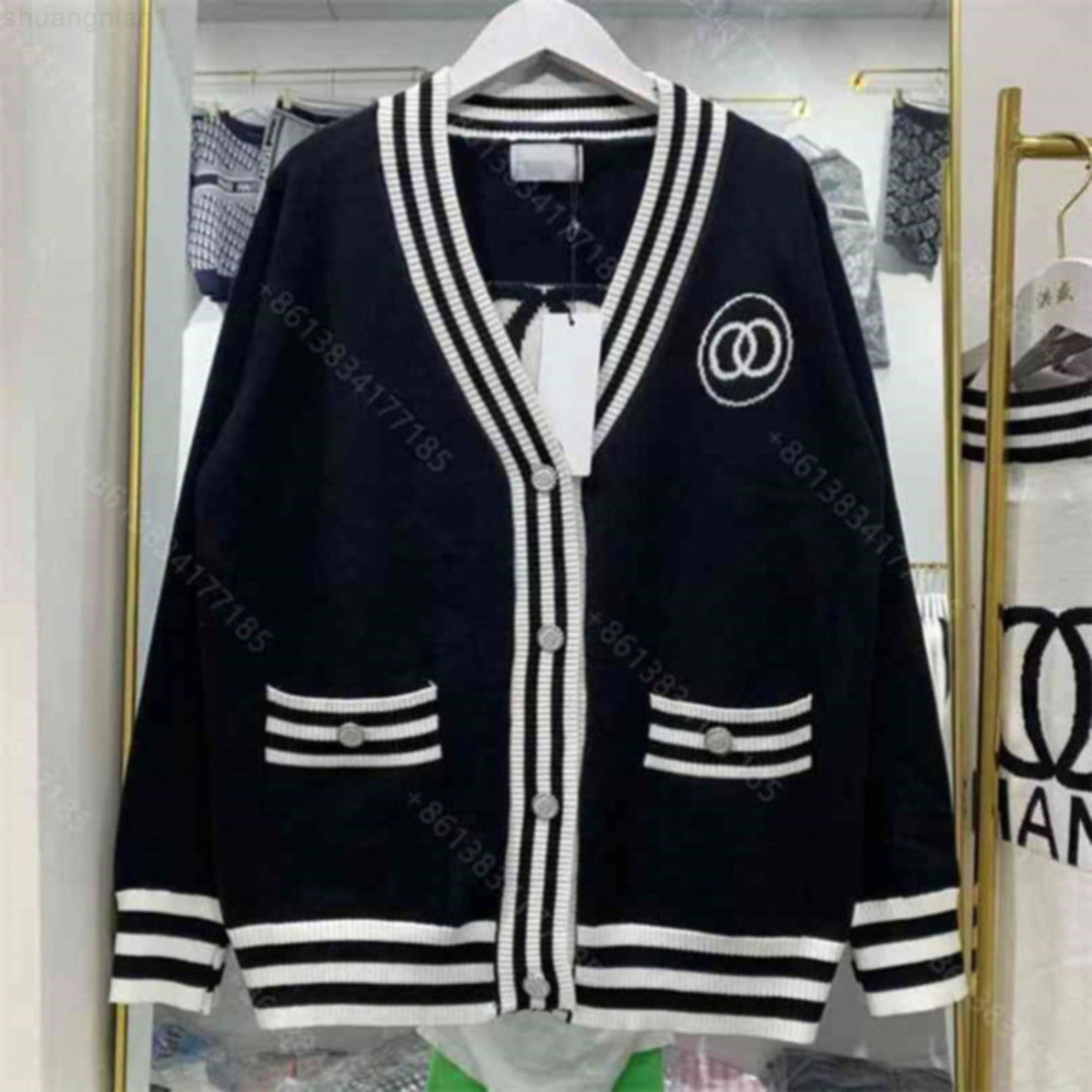 women wool sweater jacket brand designer clothes ladies long sleeve hoodie coat winter girls tops letter logo casual sweaters super elastic factory Wholesale cc2
women wool sweater jacket brand designer clothes ladies long sleeve hoodie coat winter girls tops letter logo casual sweaters super elastic factory Wholesale cc2