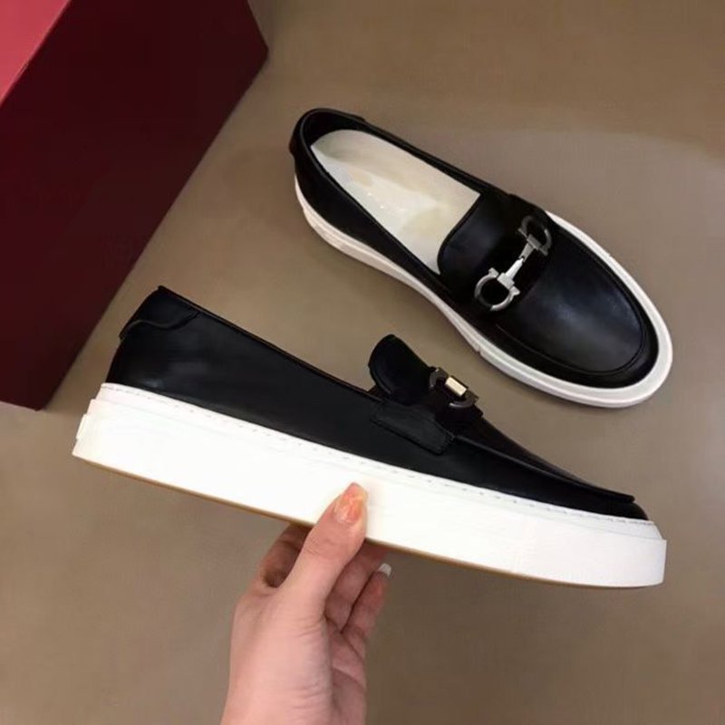 2022 New Sneakers Top Cowhide Fashion Men Comfortable Casual Flat Shoes high ferragamos shoes 38-45 mjk001 fdghffghf
2022 New Sneakers Top Cowhide Fashion Men Comfortable Casual Flat Shoes high ferragamos shoes 38-45 mjk001 fdghffghf