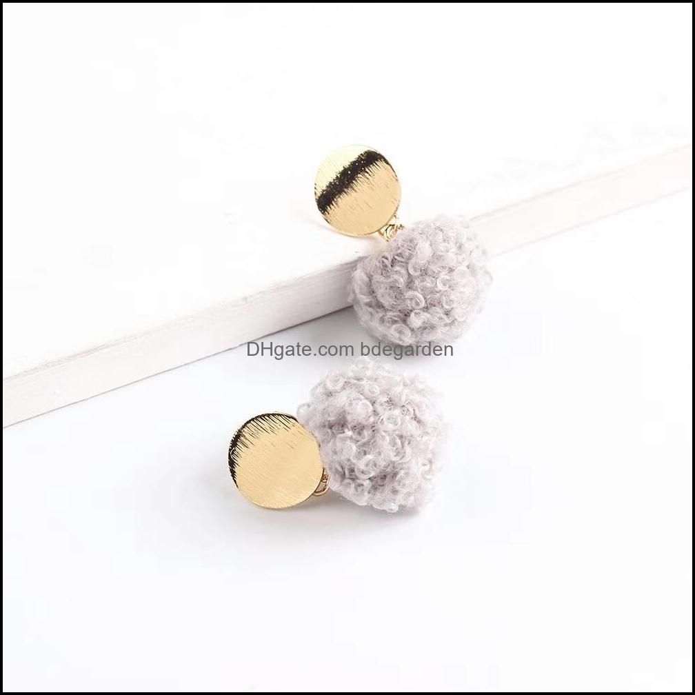 Charm Earrings Jewelry Wholesale-Ball S925 Sier Needle Dangler White Red Yellow Green Gray Pink Deep Brown Khaki Colo Dhiy4
Charm Earrings Jewelry Wholesale-Ball S925 Sier Needle Dangler White Red Yellow Green Gray Pink Deep Brown Khaki Colo Dhiy4