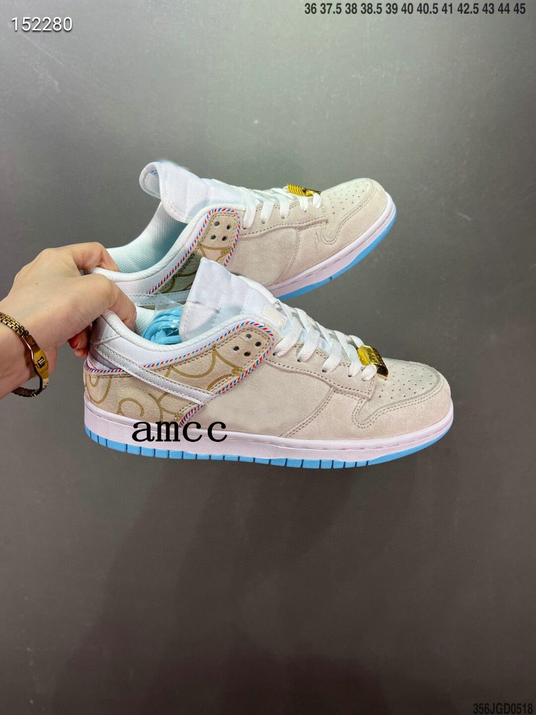 2022 low Mens Womens x Casual Shoes Retro SE Barber Shop Blue Grey Brown Skateboards Sports Sneakers sb Trainers without shoe box
2022 low Mens Womens x Casual Shoes Retro SE Barber Shop Blue Grey Brown Skateboards Sports Sneakers sb Trainers without shoe box