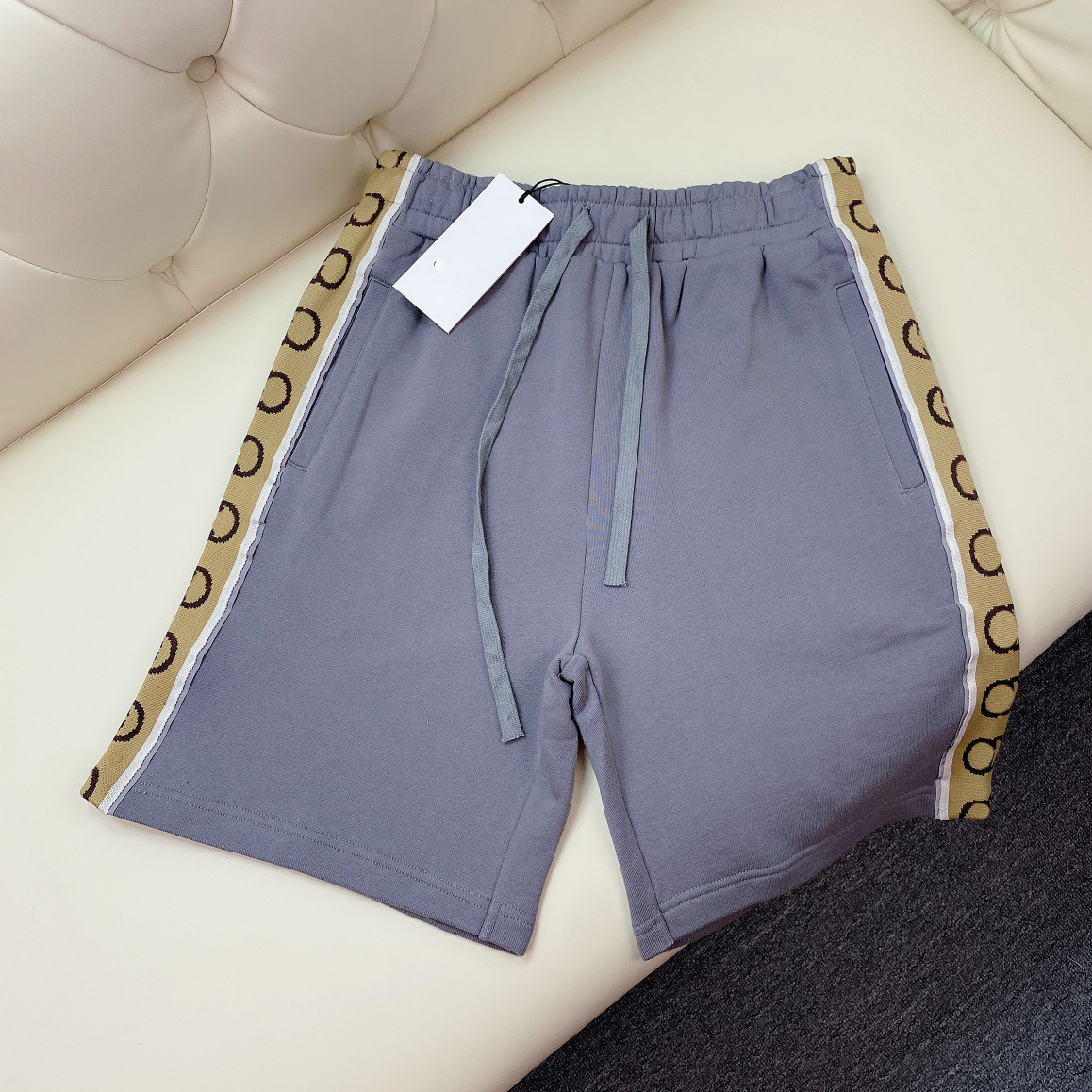 Men's Plus Size Shorts with cotton printing and embroidery,Triangle iron 100% replica of European sizeCotton shorts eg5
Men's Plus Size Shorts with cotton printing and embroidery,Triangle iron 100% replica of European sizeCotton shorts eg5