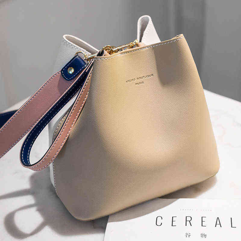 2022 New Arrivals Women's PU Leather Shoulder Bag High Quality Fashion Leisure Style Pure Color Composite Bag Large Bucket Bag G220524