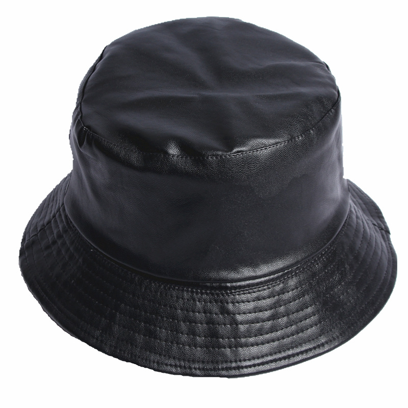 Fashion Designers Caps Autumn And Winter New Dual-Wear Leather Fisherman Hat Men Women Outdoor All-Matching Plush Bucket Cap Couple Sports Style Sun Protection Hats, Navy blue (black on the back)
Fashion Designers Caps Autumn And Winter New Dual-Wear Leather Fisherman Hat Men Women Outdoor All-Matching Plush Bucket Cap Couple Sports Style Sun Protection Hats, Navy blue (black on the back)
