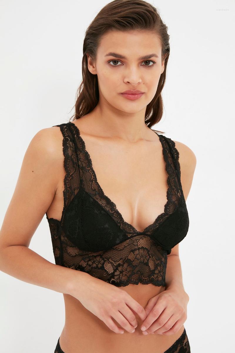 Bras Trendyol Ruched Bustier THMAW22SU0092, Black 
Bras Trendyol Ruched Bustier THMAW22SU0092, Black