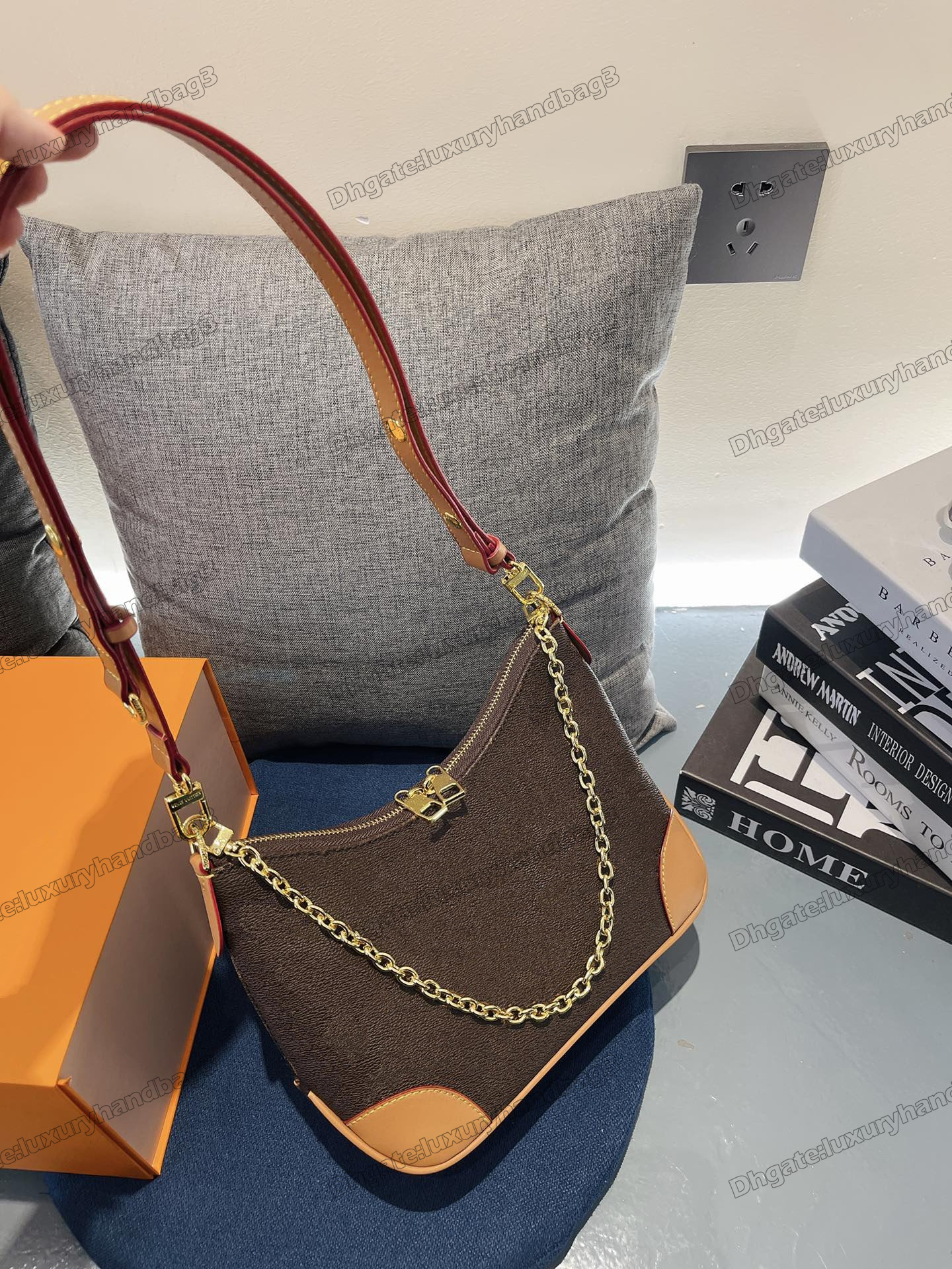 Hobos Bags Boulogne M45832 Underarm Lady Vintage Classic Peas Soft Package Canvas Chains Double Zippers Shoulderbag
Hobos Bags Boulogne M45832 Underarm Lady Vintage Classic Peas Soft Package Canvas Chains Double Zippers Shoulderbag