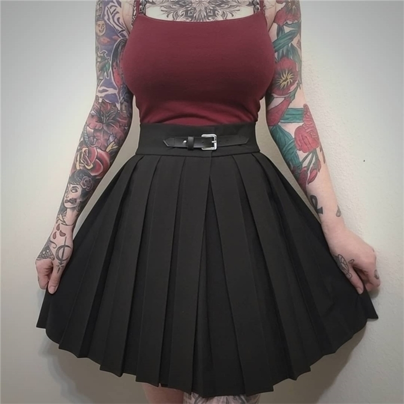 Insta Gothic High Waist Pleated Skirt Punk School Style Ruched Black Pleated Mini Skirts Buckle Streetwear Spring Y200326
Insta Gothic High Waist Pleated Skirt Punk School Style Ruched Black Pleated Mini Skirts Buckle Streetwear Spring Y200326