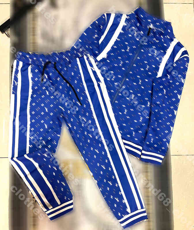 Autumn designer men luxury Tracksuits logo print zip jacket coats louisclothes brand stripe sportswear 2 piece pants suit Casual long sleeves coat tracksuit a1
Autumn designer men luxury Tracksuits logo print zip jacket coats louisclothes brand stripe sportswear 2 piece pants suit Casual long sleeves coat tracksuit a1